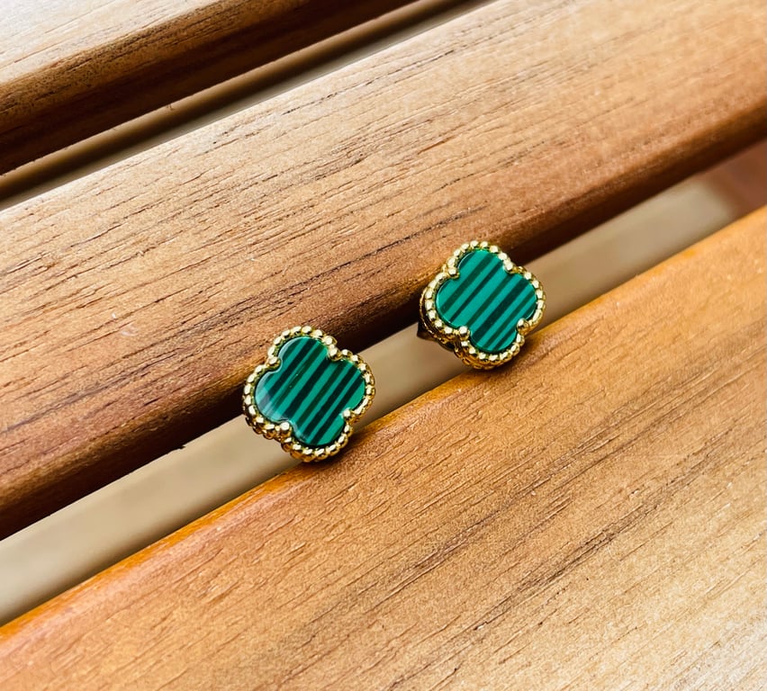 Green Gold Clover Stud Earrings 