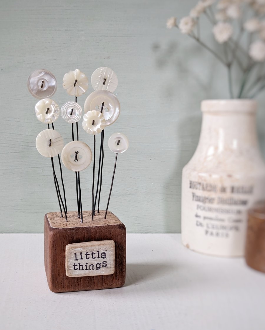Mother of Pearl Buttons in a Wood Block 'little things'