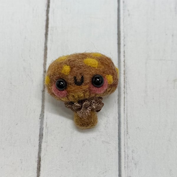Mini Mushroom Brown Yellow
