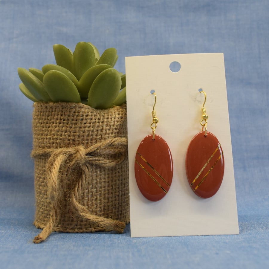 Oval Earrings with Gold Stripes