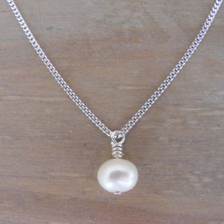 Sterling silver and freshwater pearl necklace