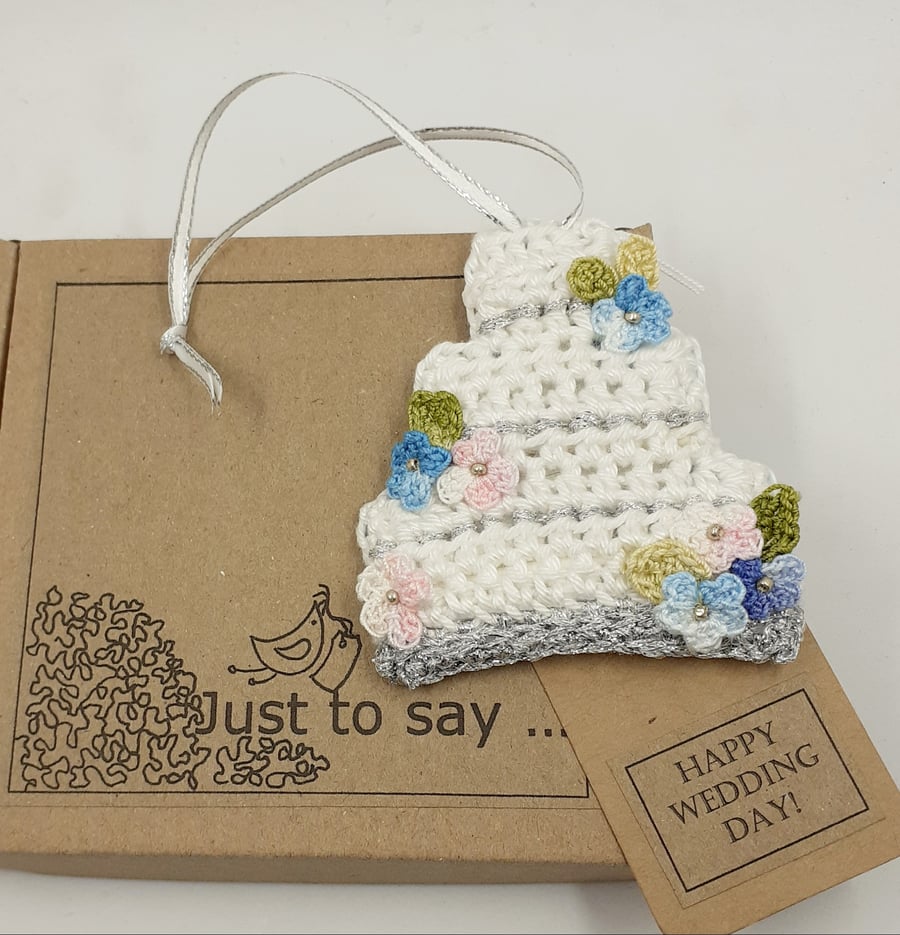 Crochet Wedding Cake Hanger  - Alternative to a Wedding Card 