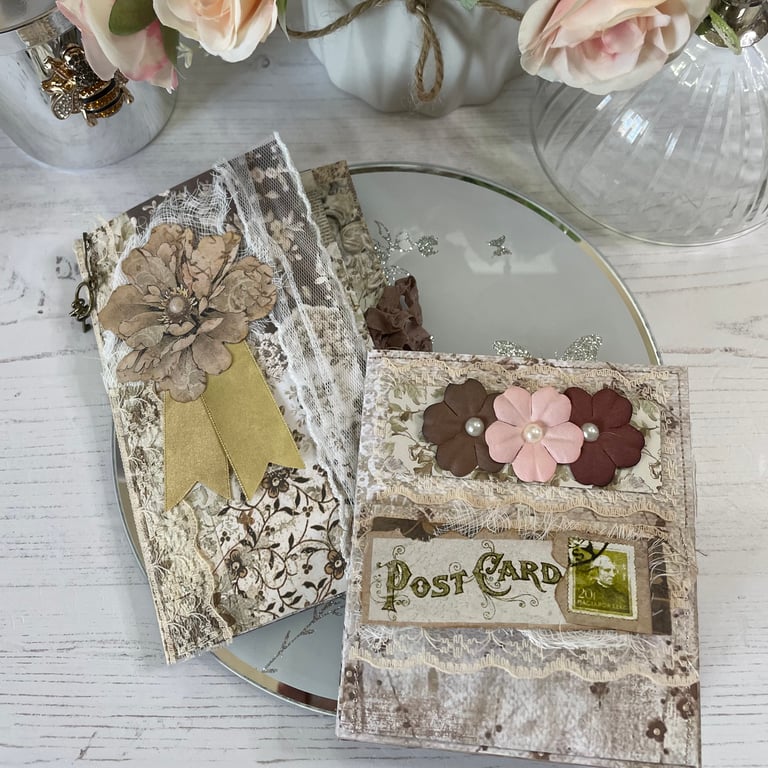 Ephemera  - Trifold Pocket Folder - Old Lace - by Carolee Crafts PB8 - 0001