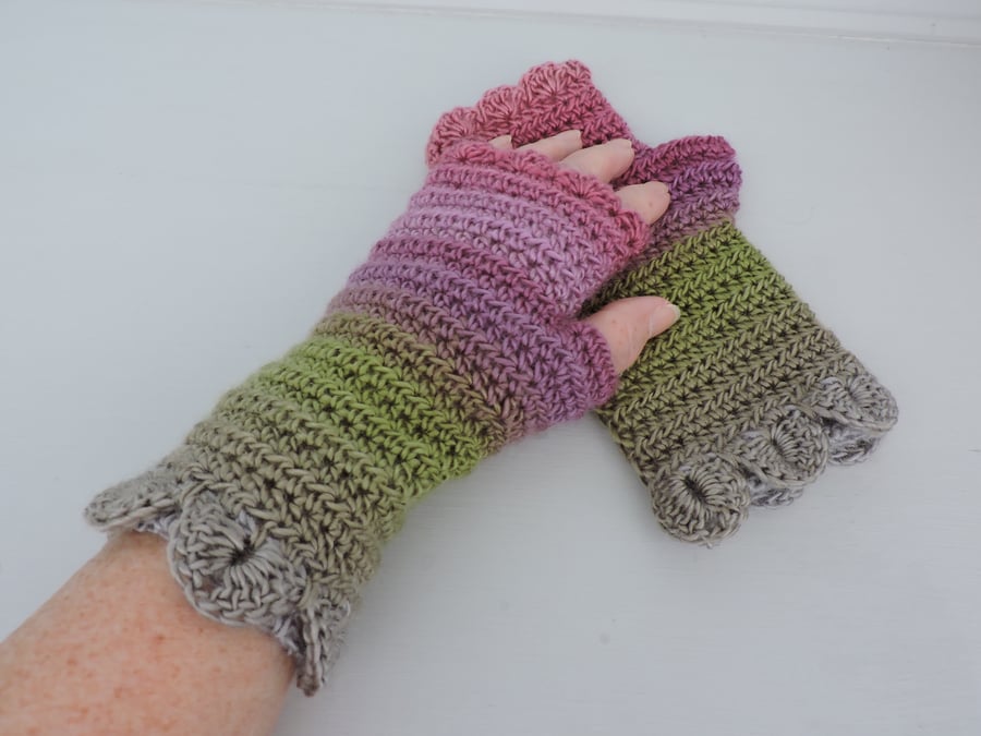 Fingerless Mitts with Dragon Scale Cuffs Pink Grey Green Clover