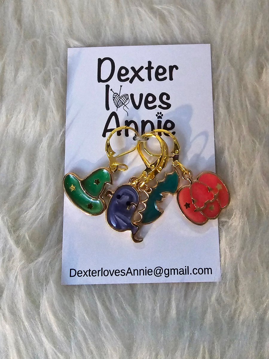 Spooky Halloween themed stitchmarkers