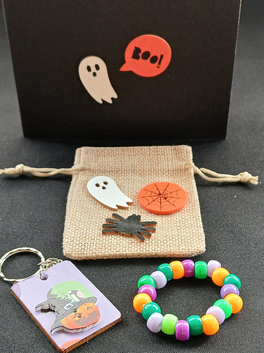 Handmade Halloween bracelet and keyring 