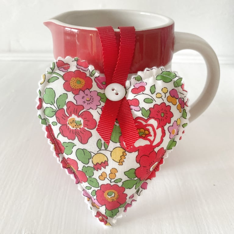 Hanging Heart in Liberty of London Tana Lawn Fabric 