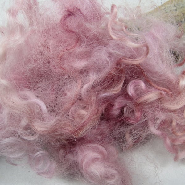 10g Naturally Dyed Pale Pink Masham Felting Wool