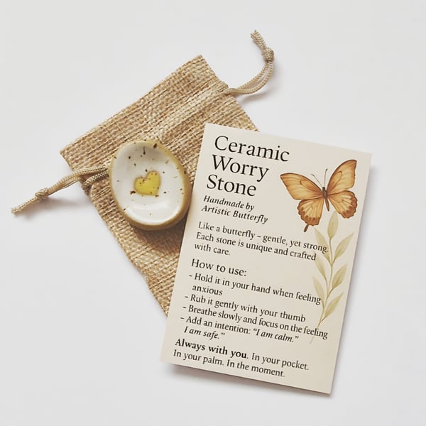 Ceramic Worry Stone – White Gloss with Yellow Heart
