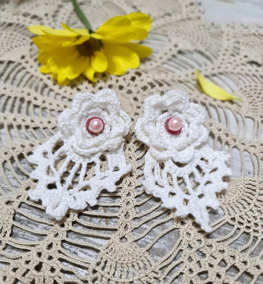 Hand crochet white handmade earrings wedding accessories boho style earrings