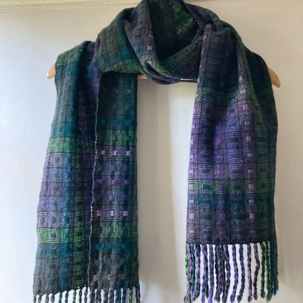 Fox House Handwoven Lambswool Scarf