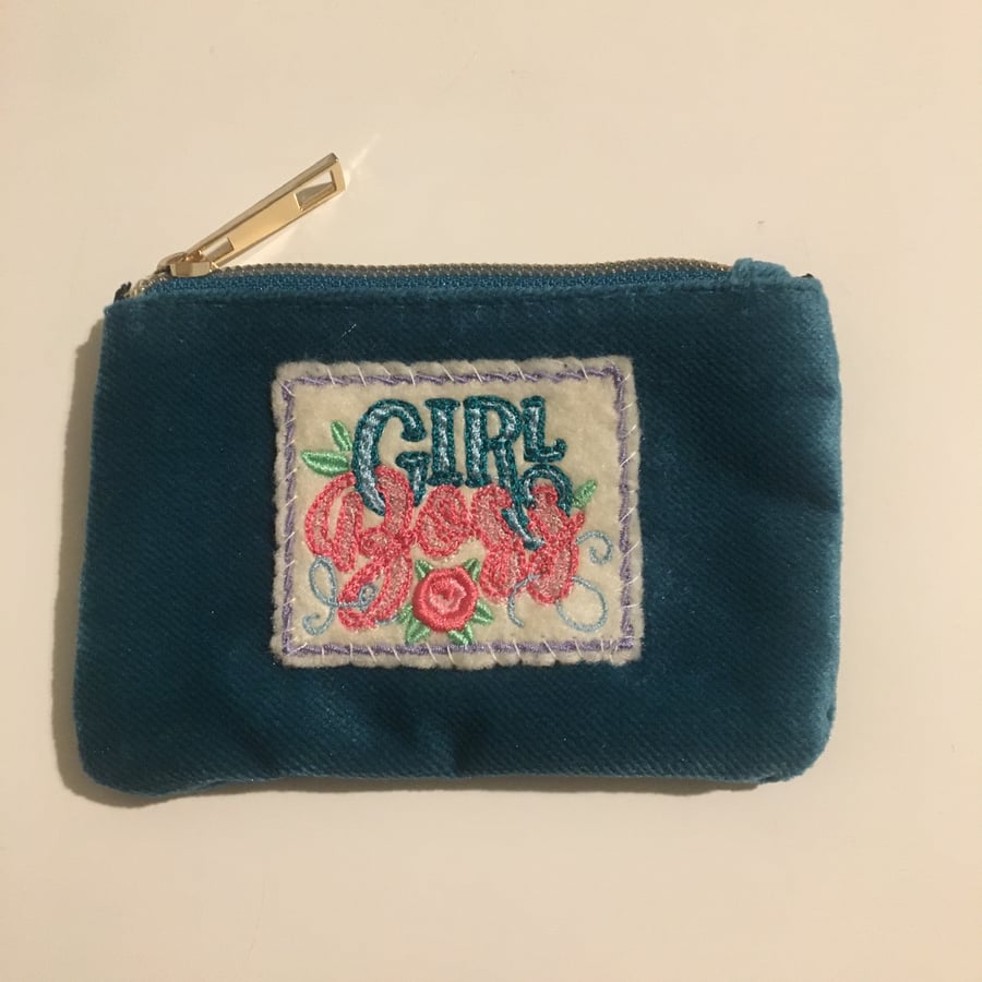 Coin purse embroidered Girl Boss