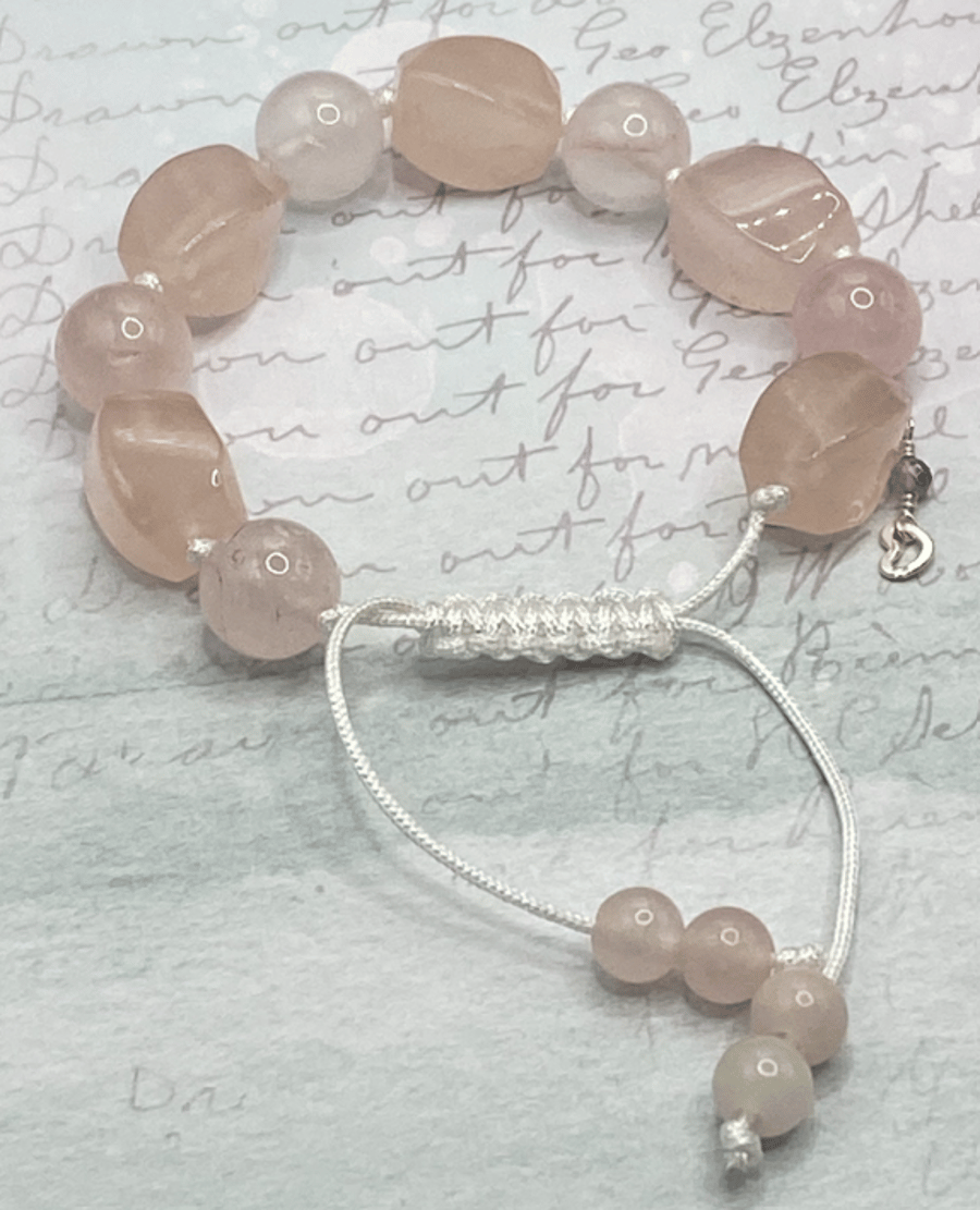 Knotted white macrame cord bracelet with rose quartz nuggets