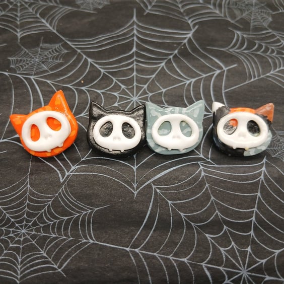 Cute Cat Skull Badges