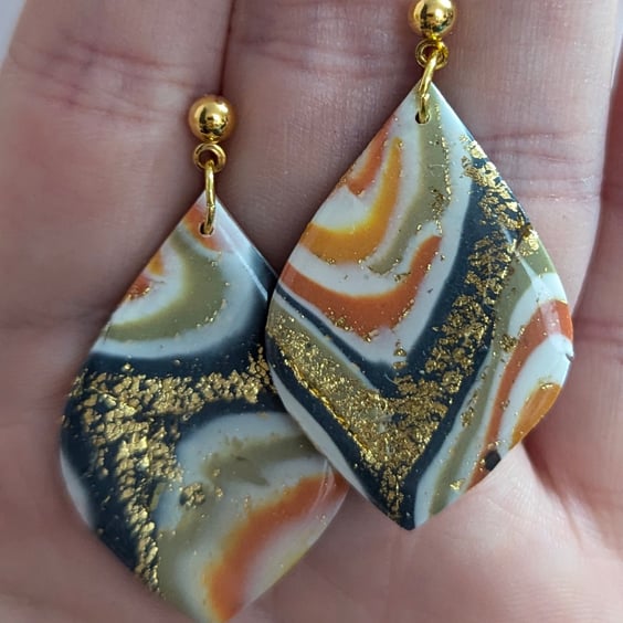 Pumpkin swirl wide teardrop earrings 