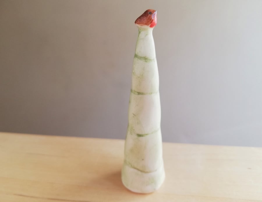 Little pottery Christmas tree with robin bird, ceramic ornament cake topper. 