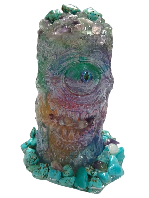 Sea-Sentinel Moai Fluorite & Turquoise Howlite