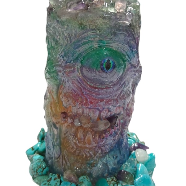 Sea-Sentinel Moai Fluorite & Turquoise Howlite