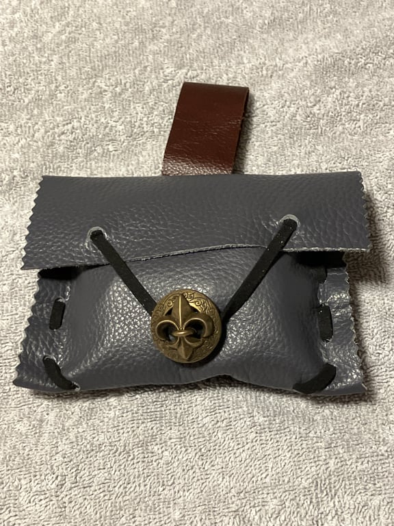 Small Pouch - Grey and Brown Leather Medieval Style - Fleur de Lis Closure