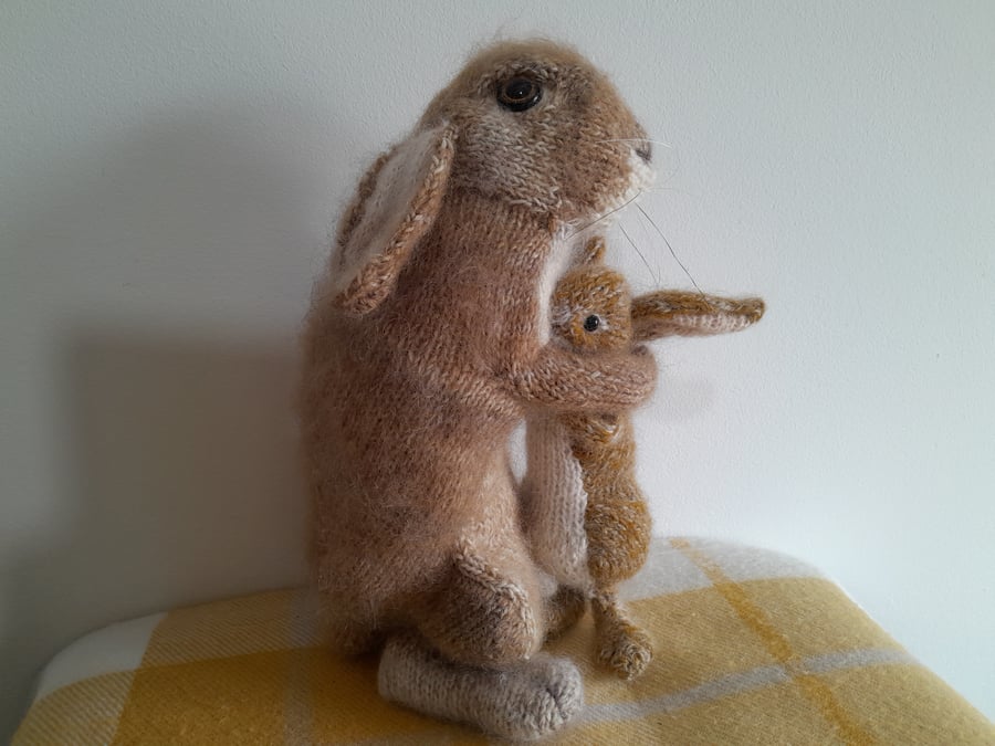 Knitted Hares, dotpebblesknits design