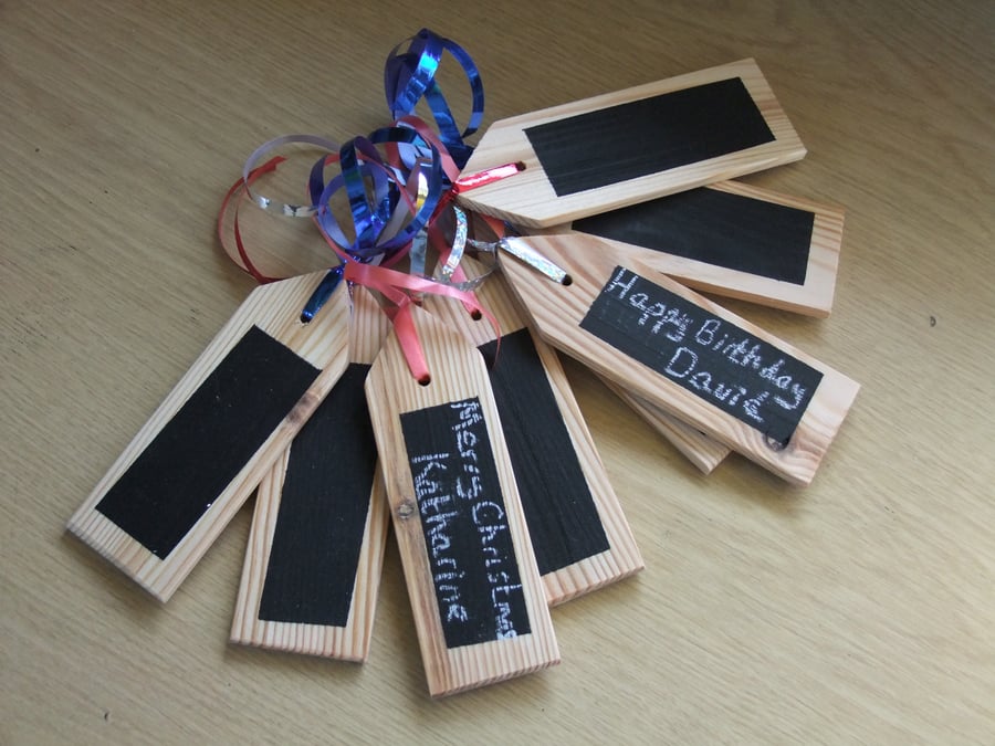 20 Christmas or birthday gift tags with chalkboard face, can be used over & over