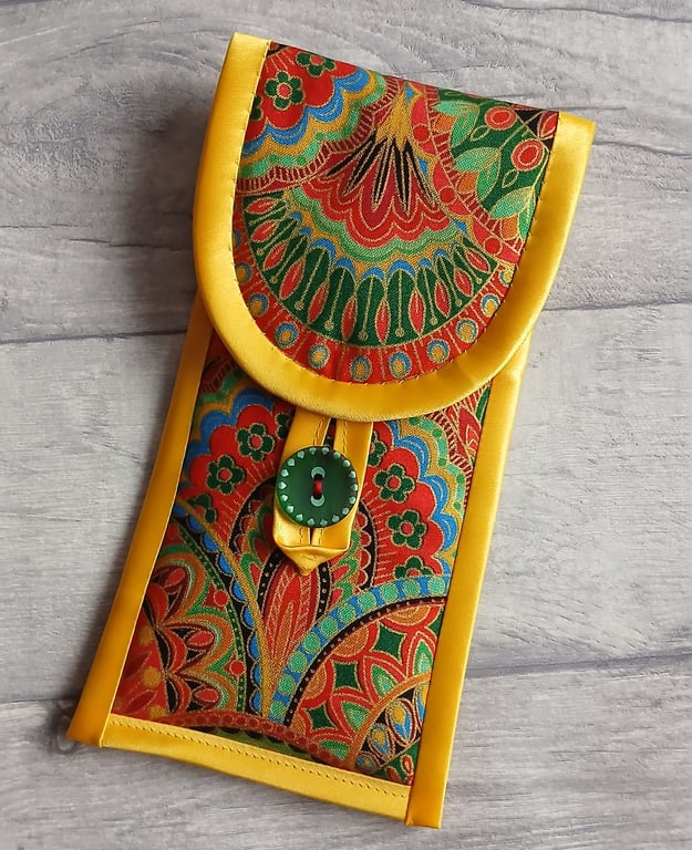 Multicoloured Deco Scallop Glasses Case, Pencil Case, Storage Pouch