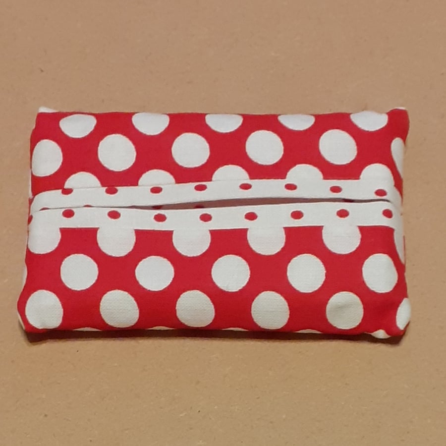 Tissue pack holder – large red and white spotted