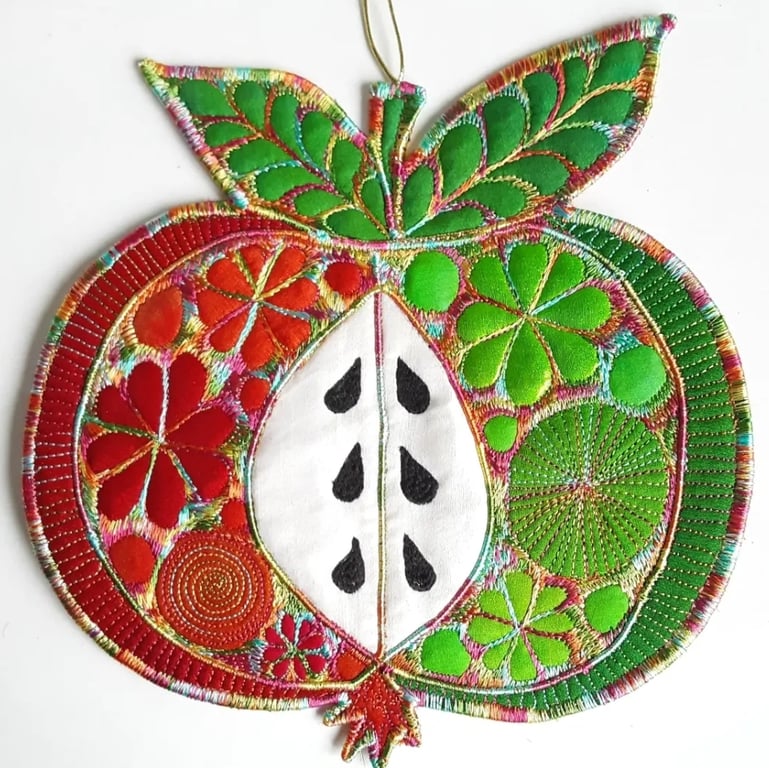 Decorations - Apple Hanging Decoration - Home Decoration 