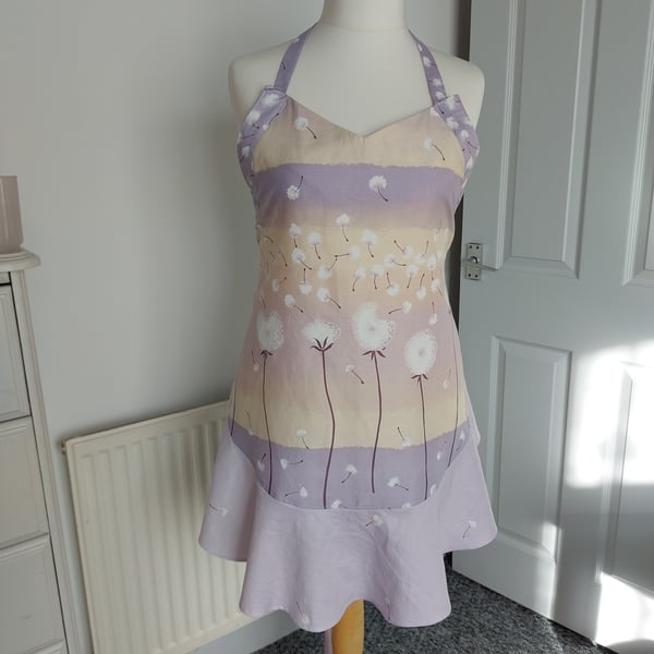 Dandelion print  retro style apron with flounce