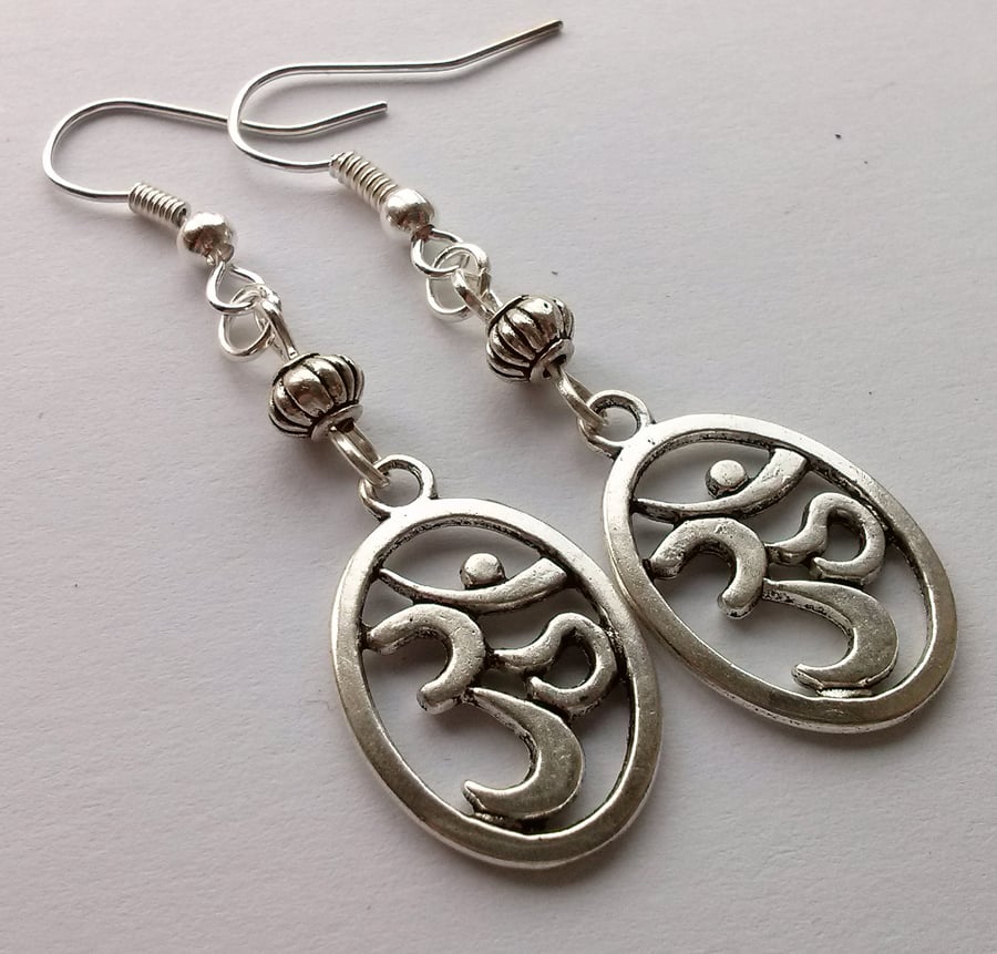 Oval Ohm Aum Om Buhhist Buddhism Dangle Earrings
