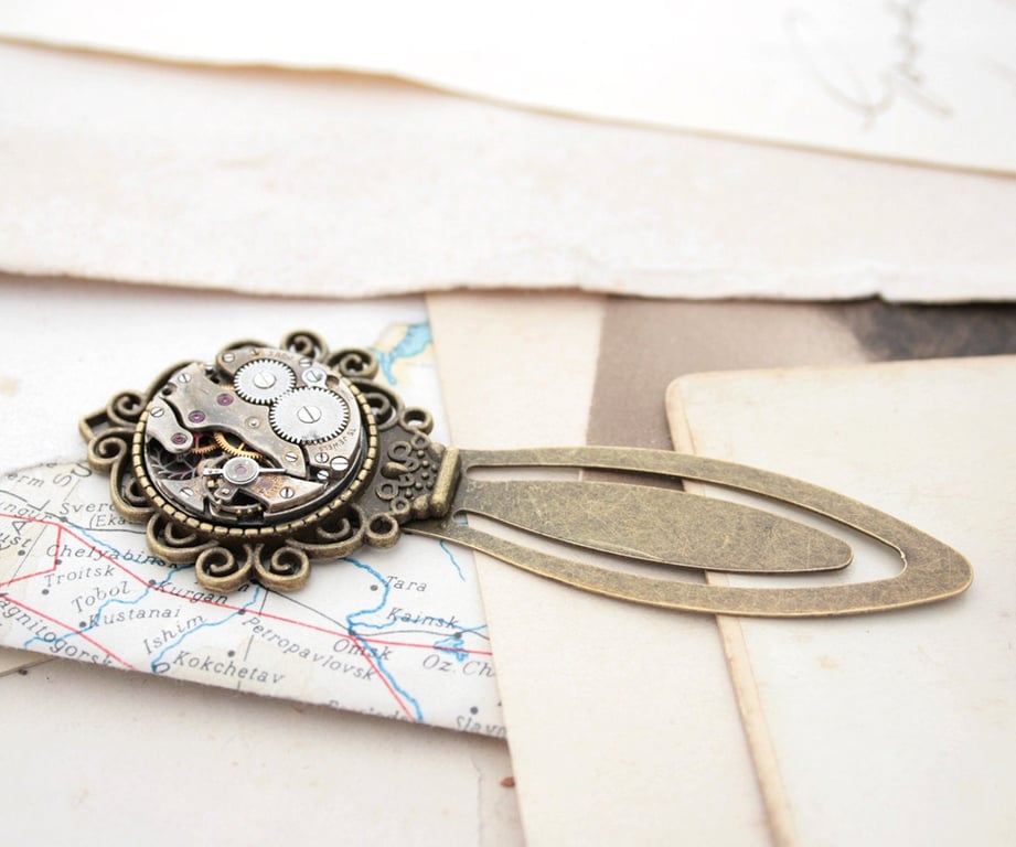 Gothic Bookmark Antique Bronze with Antique Watch Movement