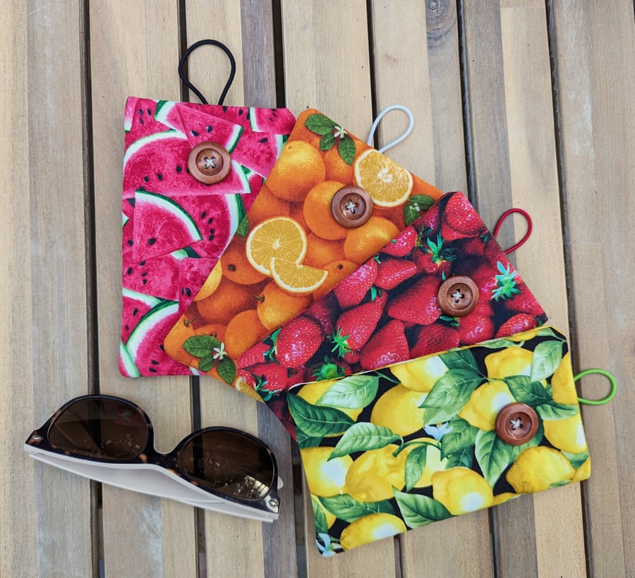 Fruity theme glasses case