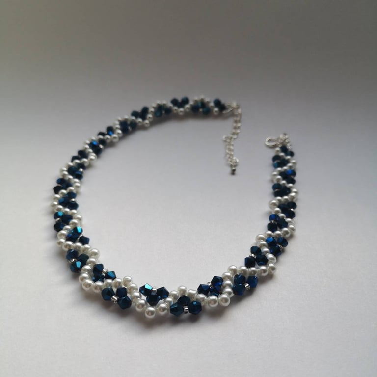 Pearl & bicone glass Beaded CHOKER necklace art deco style WHITE blue strand