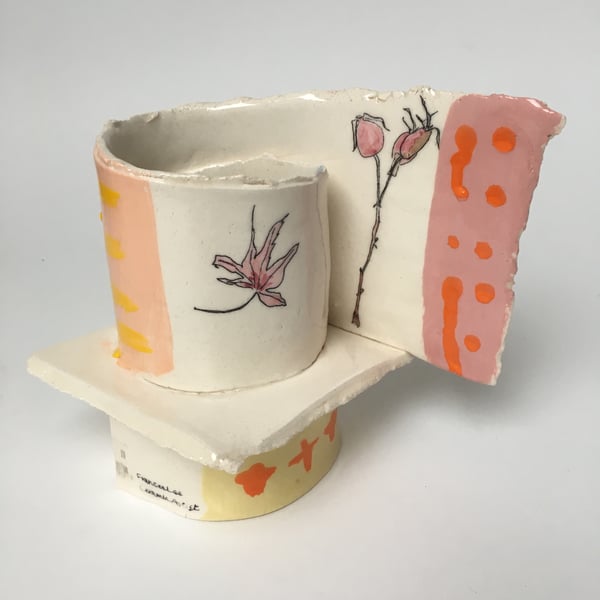 The Mug with Rosehips - Cardboard Ceramics in Autumn