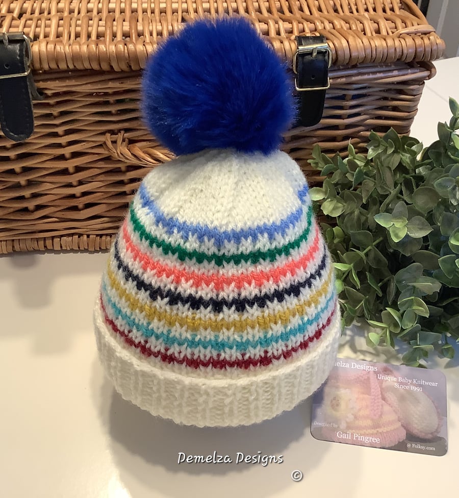 Gender Neutral Hand Knitted Pom Pom Beanie Hat 3- 12 months size