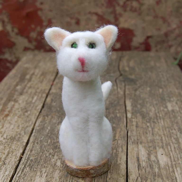 Needle felt White cat, collectable animal sculpture
