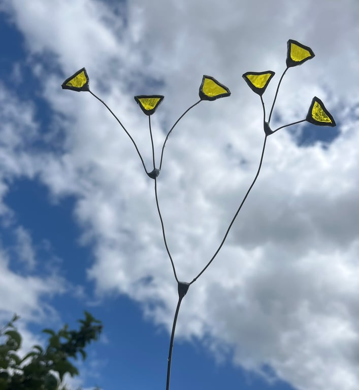 Buttercup stained glass wild flower stem