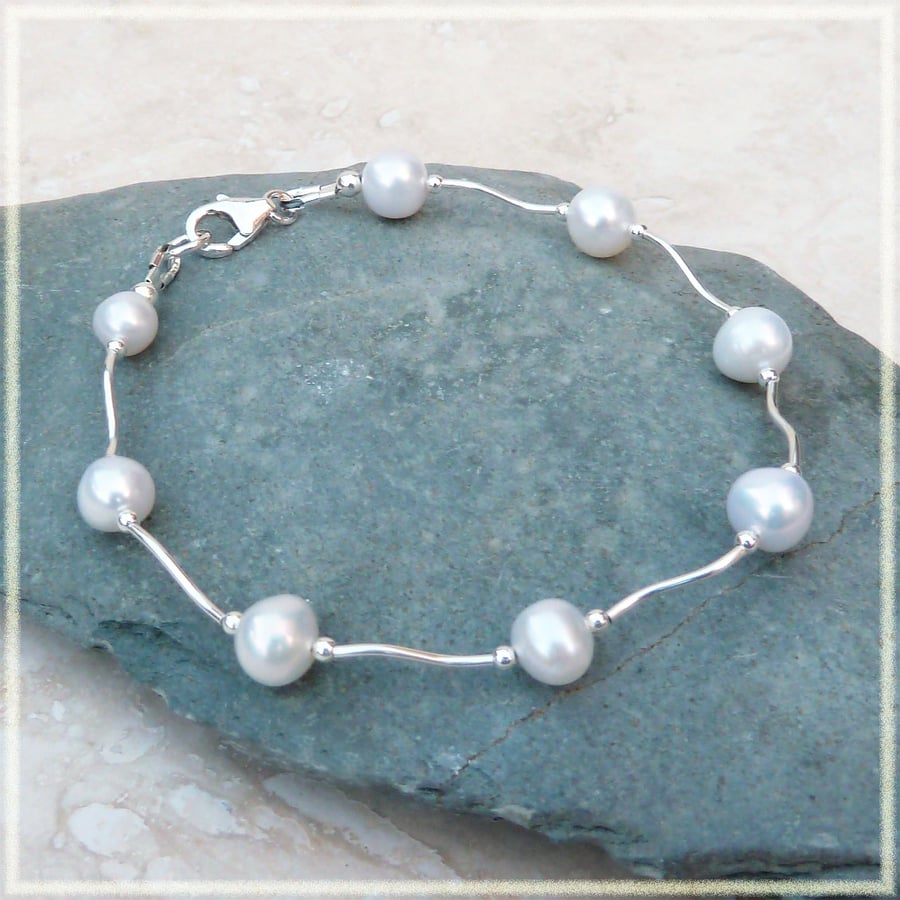 White Freshwater Pearl and Sterling Silver Twist Bracelet - B0066