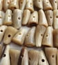 38mm (1 & 12") Real Horn Beige Toggle 1st quality - Image 4