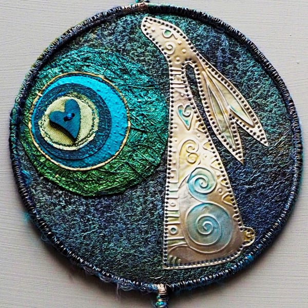 HMM117 - Moon Gazer Hare Mandala Wallhanging - Blue-green-silver - 15cm (6") 