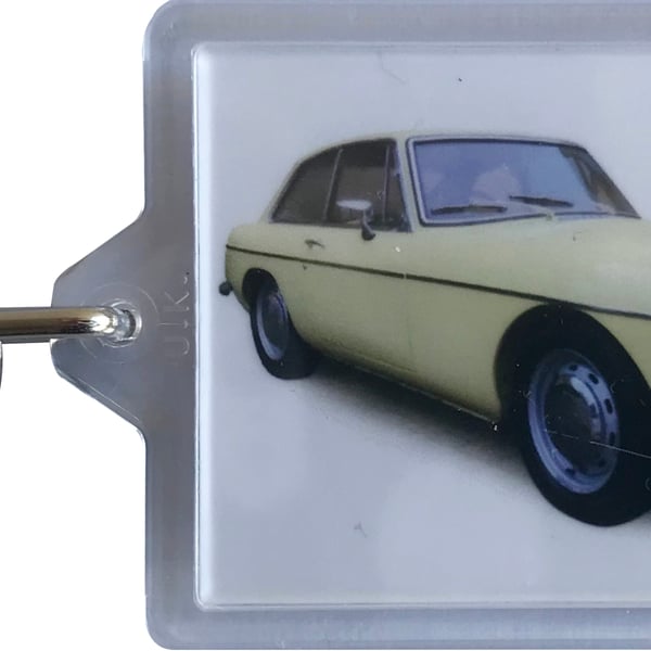 MGC GT 1970 - Keyring with 50x35mm Insert - Car Enthusiast