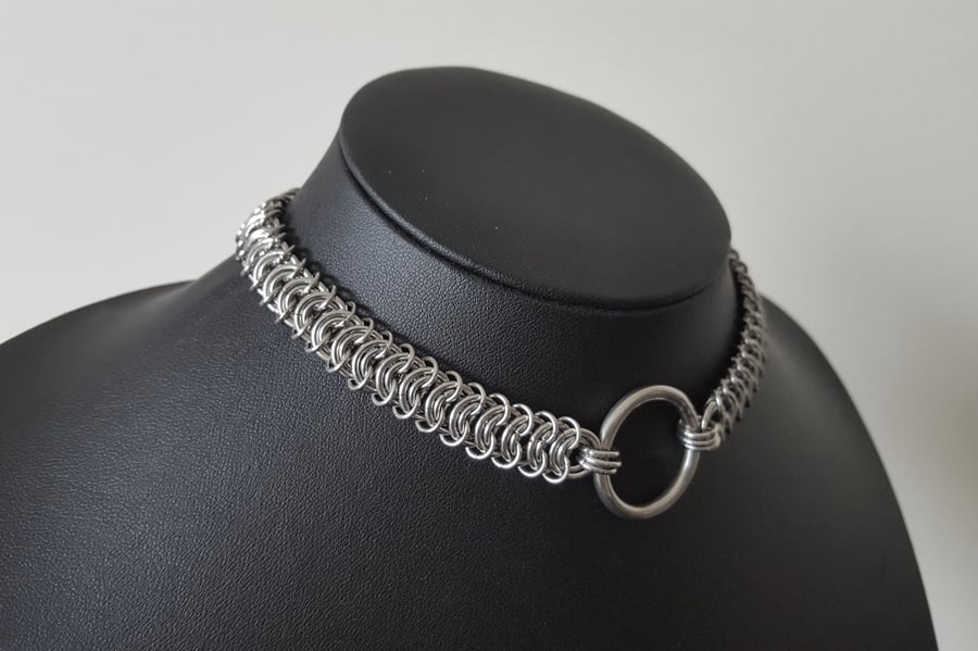 Vertebrae Chainmail O-Ring Choker - Discrete Stainless Steel Day Collar