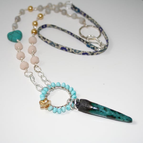 Cream and turquoise spike necklace