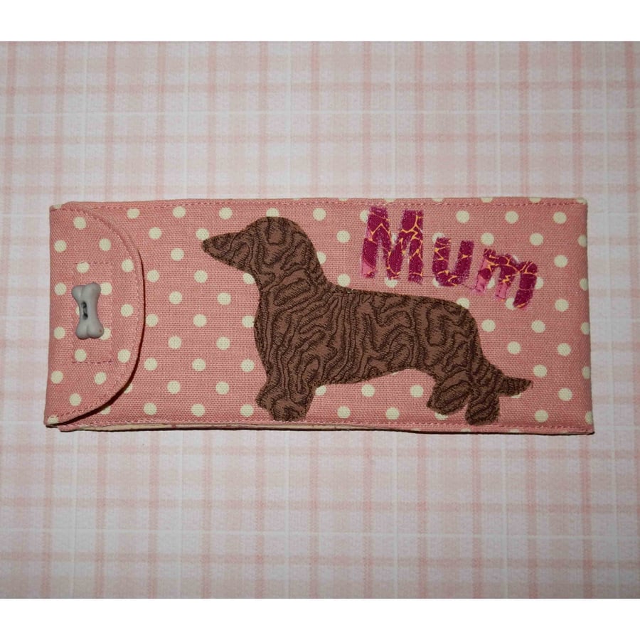Glasses case - Mum and Dachshund