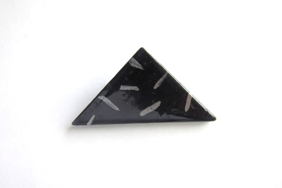 minimalist triangle brooch