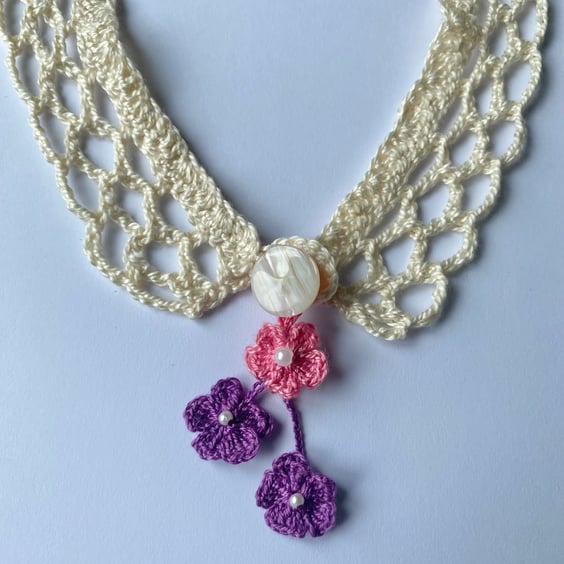 Crochet lace collar with beaded crochet flower pendant