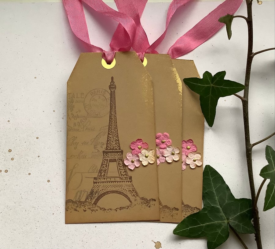 GIFT TAGS  , luggage style ( set of 3) Valentine. Blossom. Spring .Shabby chic.
