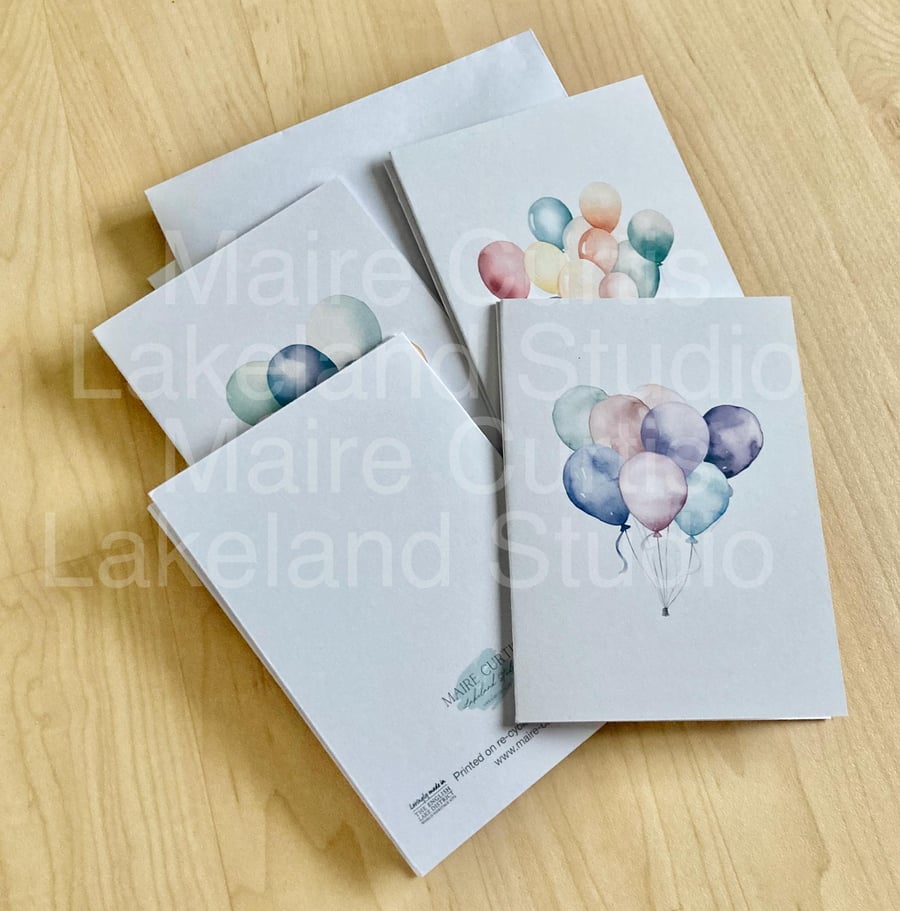 Balloons Cards Set of 8 A6 Folded cards with envelopes in Gift box