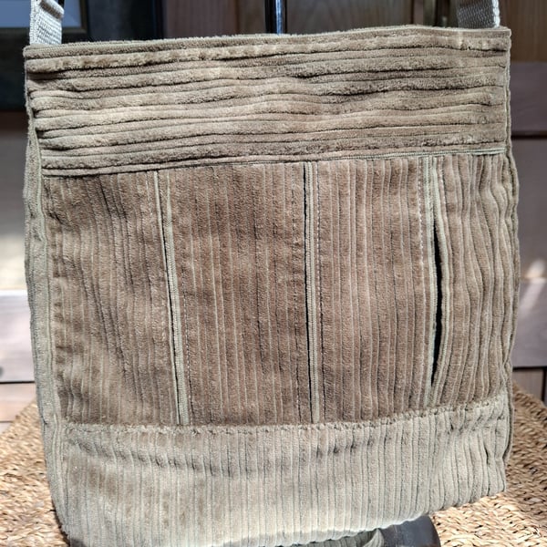 Taupe box pleat bag