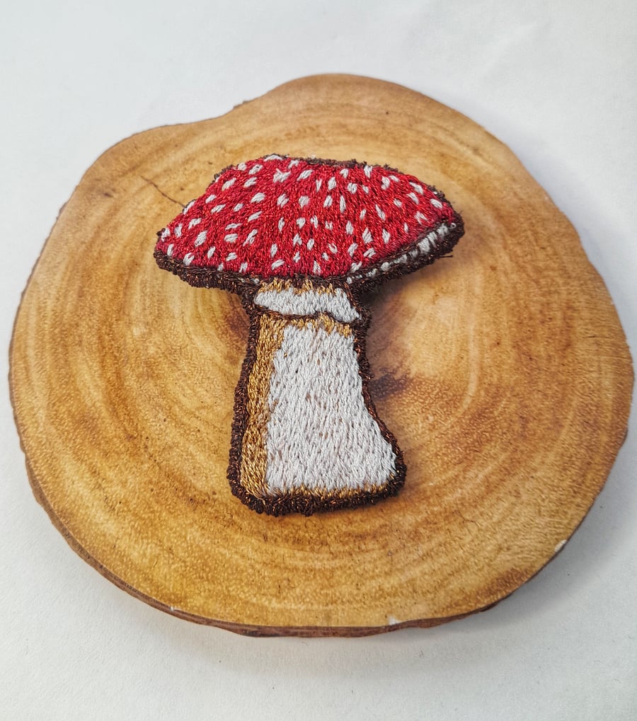 Hand embroidered Metallic Mushroom Brooch